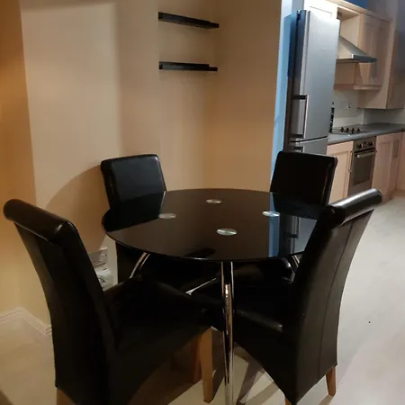 Δωμάτια σε οικογενειακή κατοικία Cosy In A *